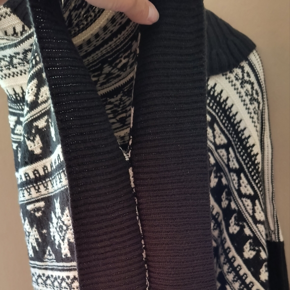 Aztec poncho - Picture 4 of 7